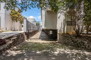 4402 Holland Ave, Dallas, TX 75219 - Photo 16