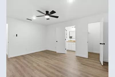 1910 Longmeadow Drive, Arlington, TX 76015 - Photo 18