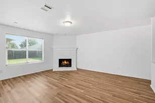 932 Robbins Way, Saginaw, TX 76179 - Photo 12