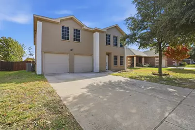 932 Robbins Way, Saginaw, TX 76179 - Photo 1