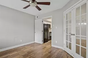 2312 Balsam Dr, Arlington, TX 76006 - Photo 14