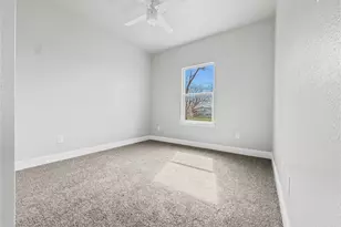 2105 College St, Greenville, TX 75401 - Photo 6