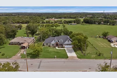 206 Hix Road, Cleburne, TX 76031 - Photo 2