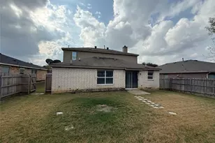 135 Quail Run Dr, Seagoville, TX 75159 - Photo 2