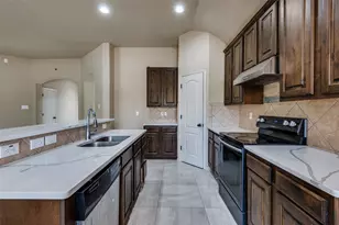 1615 Ridgemar Dr, Grand Prairie, TX 75051 - Photo 20