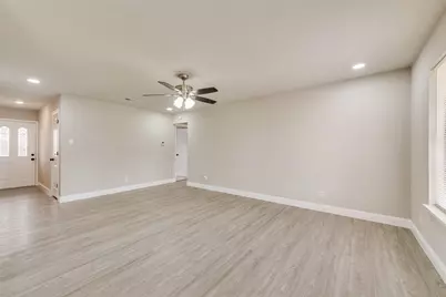 4809 Jordan Park Drive, Haltom City, TX 76117 - Photo 8