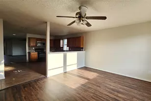 2931 Marco Dr, Grand Prairie, TX 75052 - Photo 16