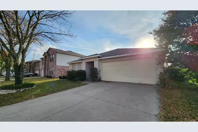 2931 Marco Drive, Grand Prairie, TX 75052 - Photo 2
