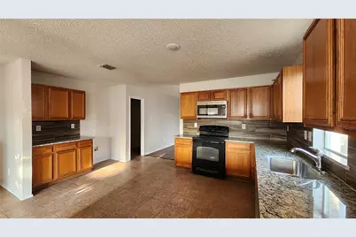 2931 Marco Drive, Grand Prairie, TX 75052 - Photo 12