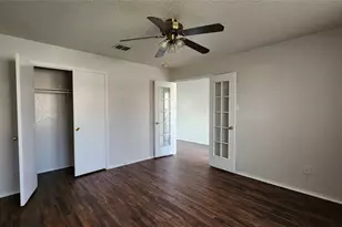 2931 Marco Dr, Grand Prairie, TX 75052 - Photo 6