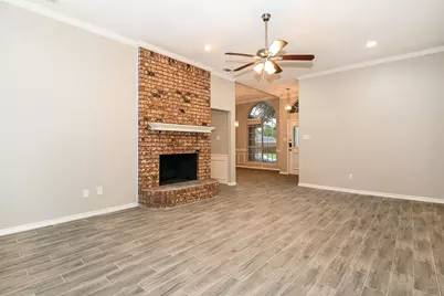 1450 Cromwell Court, Lancaster, TX 75134 - Photo 4