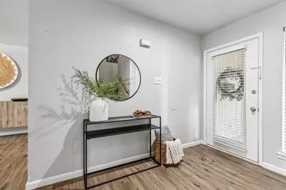 105 Yorkshire Court, Euless, TX 76040 - Photo 8