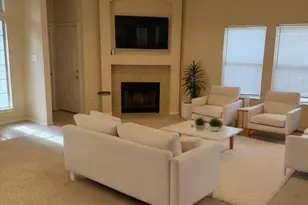 2729 Emerson Ln, Denton, TX 76209 - Photo 2