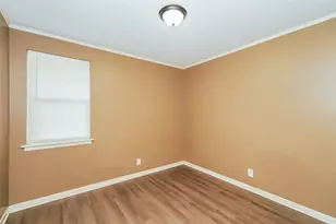 1510 Carlisle St, Irving, TX 75062 - Photo 14