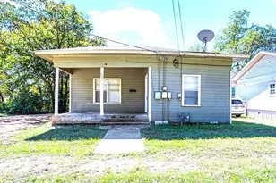 536 E Price, Paris, TX 75460 - Photo 2