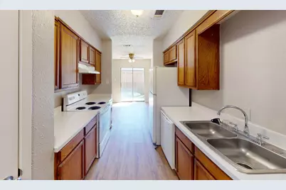 722 Prairie Creek Drive, Princeton, TX 75407 - Photo 2