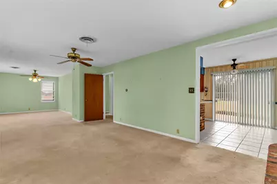 1301 Rose Avenue, Cleburne, TX 76033 - Photo 4