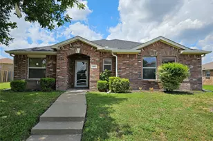 605 Snowy Orchid Ln, DeSoto, TX 75115 - Photo 1