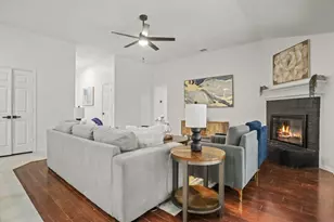 401 Barbara Jean Ln, Burleson, TX 76028 - Photo 16