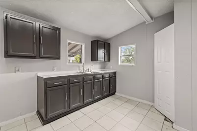 1106 S 15th Street, Waco, TX 76706 - Photo 4