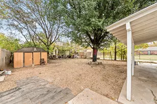 1106 S 15th St, Waco, TX 76706 - Photo 16