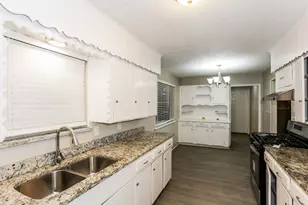 5123 Elkridge Dr, Dallas, TX 75227 - Photo 10