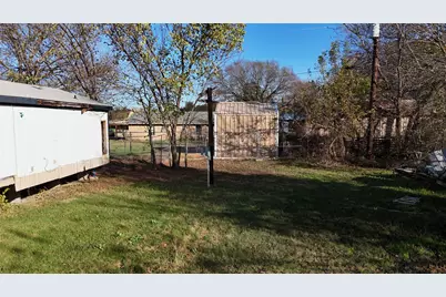 214 Pearson Lane, Azle, TX 76020 - Photo 6