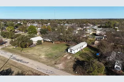 214 Pearson Lane, Azle, TX 76020 - Photo 4