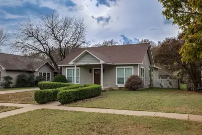 104 Bellevue Drive, Cleburne, TX 76033 - Photo 16