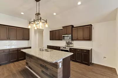 224 Cattlemans Trail, Saginaw, TX 76131 - Photo 10