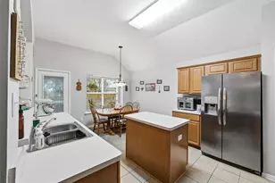 304 Briar Cove Cir, Red Oak, TX 75154 - Photo 10