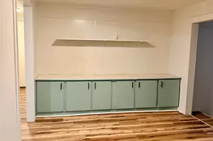 923 Guadalupe River Dr, Granbury, TX 76048 - Photo 16