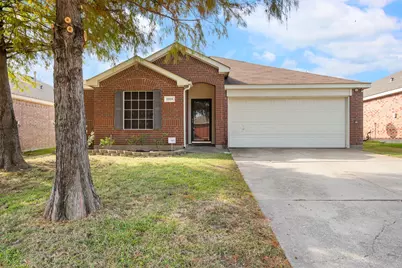 1005 Sussex Drive, Forney, TX 75126 - Photo 2