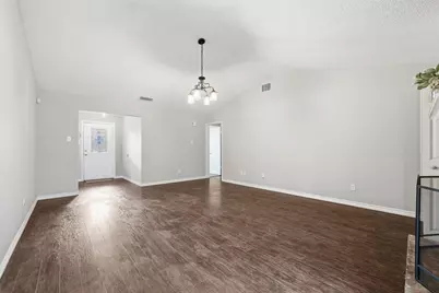 425 Country View Lane, Garland, TX 75043 - Photo 14