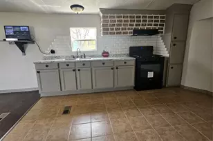 130 Trails End Cir, Millsap, TX 76066 - Photo 14