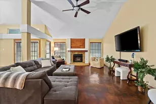 8114 Azzurra Dr, Rowlett, TX 75089 - Photo 4