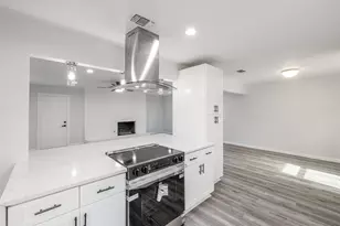632 Melbourne Ct, Hurst, TX 76053 - Photo 6