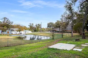 632 Melbourne Ct, Hurst, TX 76053 - Photo 36