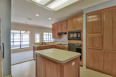 9110 Ravenswood Road, Granbury, TX 76049 - Photo 16