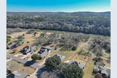 9110 Ravenswood Road, Granbury, TX 76049 - Photo 38