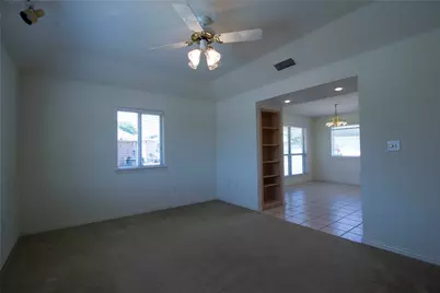 3133 Cedar Hill Street, Denton, TX 76209 - Photo 4