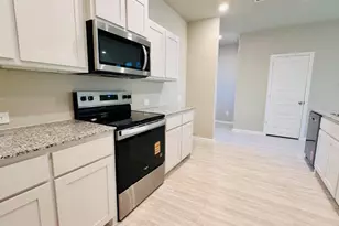 3125 Pecan Farm Ln, Fort Worth, TX 76140 - Photo 4