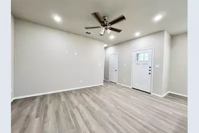 3501 E Renfro Street #611, Burleson, TX 76028 - Photo 12