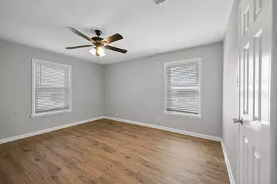516 N Burdette Avenue, Sherman, TX 75090 - Photo 12