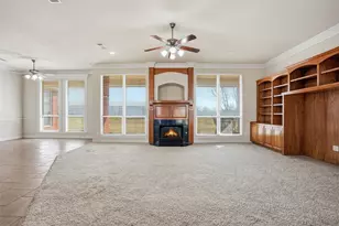 1045 Floyd Hampton Rd, Crowley, TX 76036 - Photo 14