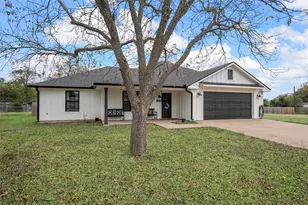 208 Ferguson Dr, Woodway, TX 76712 - Photo 2