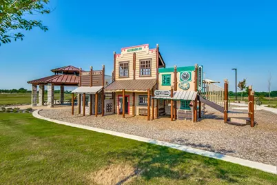 10516 Breezeway Drive, Aubrey, TX 76227 - Photo 34