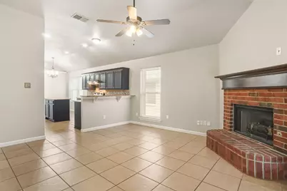 1067 Roundrock Drive, Saginaw, TX 76179 - Photo 6