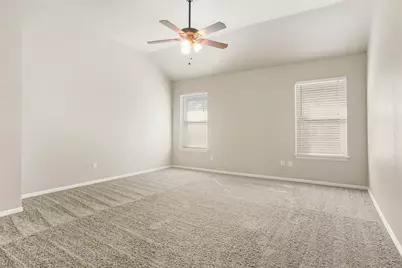 1067 Roundrock Drive, Saginaw, TX 76179 - Photo 10