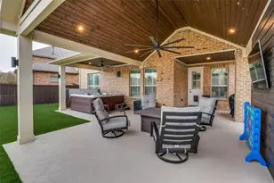 2525 Sandy Creek Ln, The Colony, TX 75056 - Photo 34